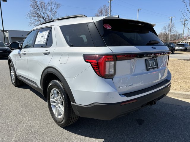 2025 Ford Explorer Active 4WD