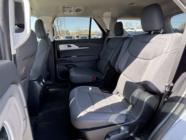 2025 Ford Explorer Active 4WD