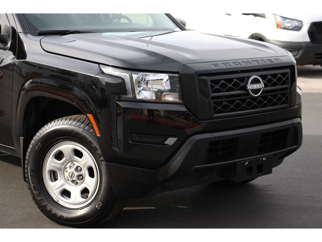 2022 Nissan Frontier S 2WD