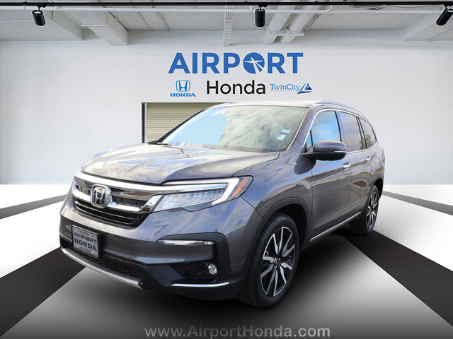 2019 Honda Pilot Touring 8-Passenger 2WD