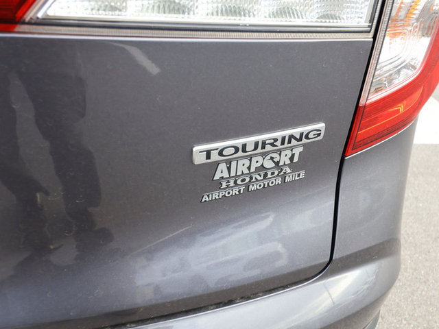 2019 Honda Pilot Touring 8-Passenger 2WD