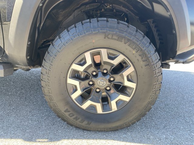 2022 Toyota Tacoma TRD Sport 4WD 5ft Bed