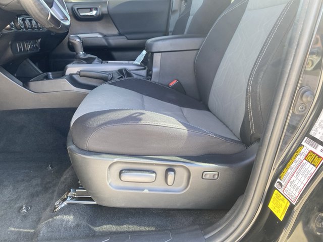 2022 Toyota Tacoma TRD Sport 4WD 5ft Bed