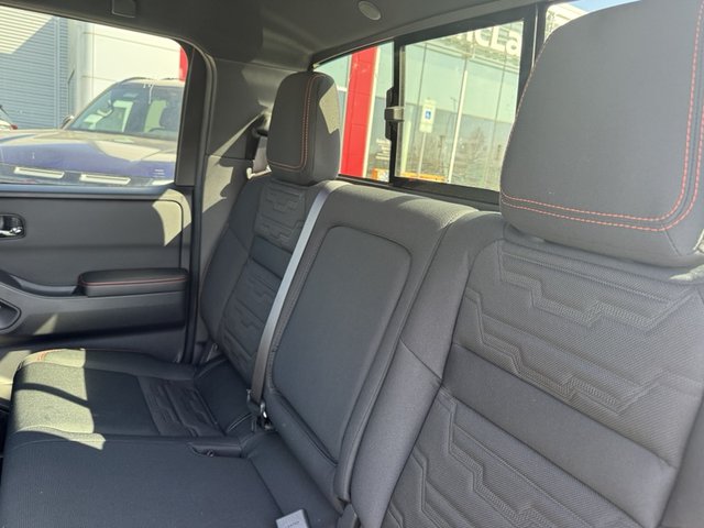 2025 Nissan Frontier PRO-4X 4WD