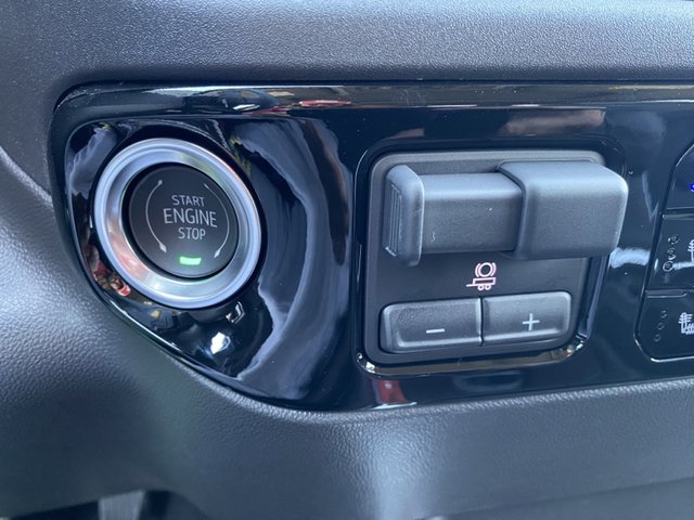 2025 Chevrolet Silverado 1500 LTZ 4WD 147WB