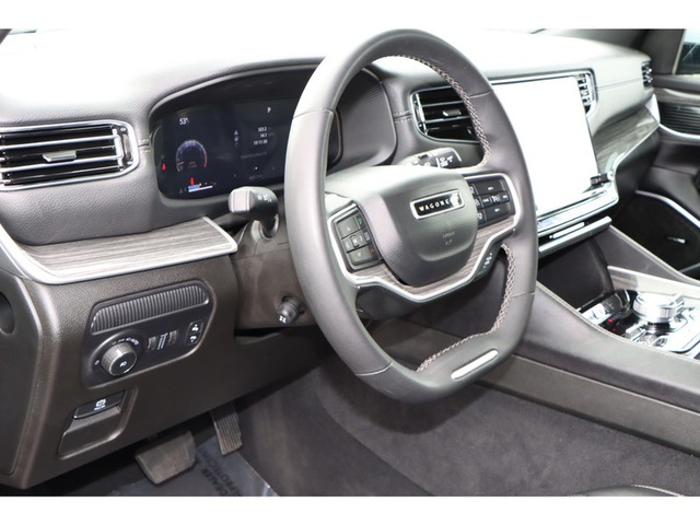 2022 Jeep Wagoneer Series III 4WD