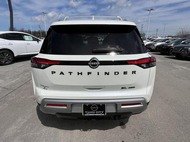 2024 Nissan Pathfinder SL 4WD