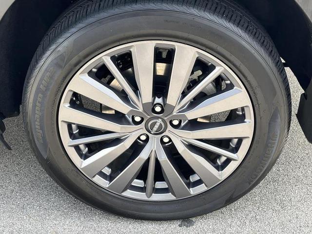 2024 Nissan Pathfinder SL 4WD