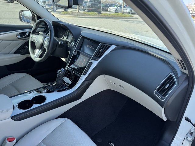 2022 INFINITI Q50 LUXE RWD