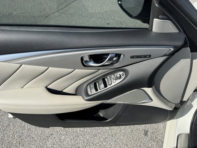2022 INFINITI Q50 LUXE RWD