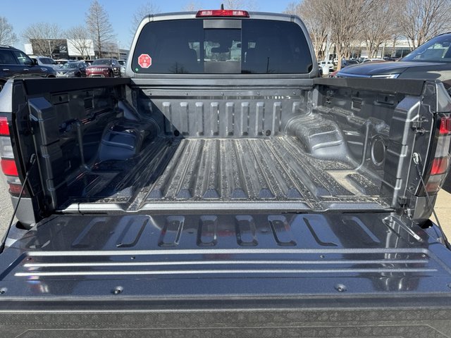 2025 Nissan Frontier PRO-4X 4WD