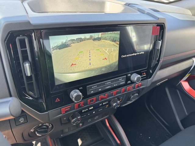 2025 Nissan Frontier PRO-4X 4WD