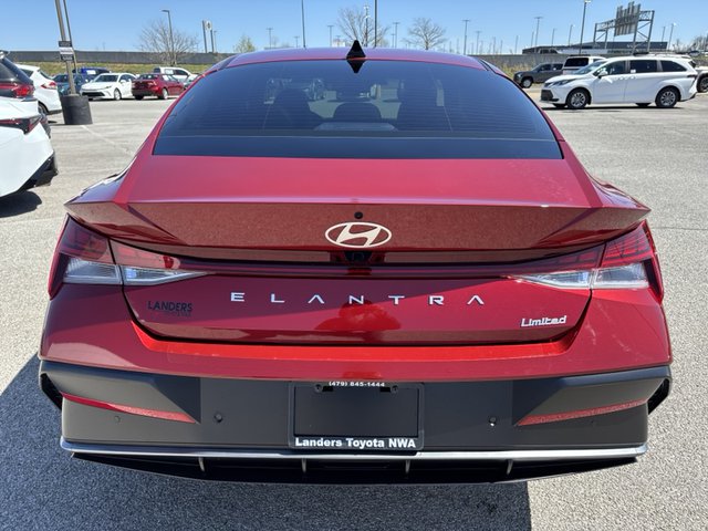 2024 Hyundai Elantra Limited