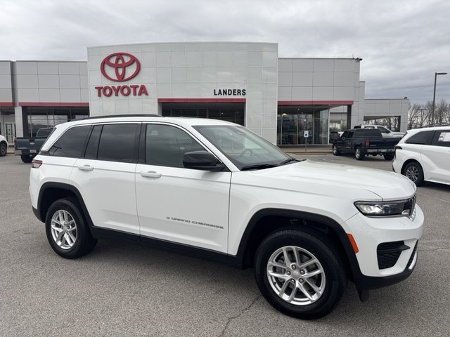 2024 Jeep Grand Cherokee Laredo X 4WD