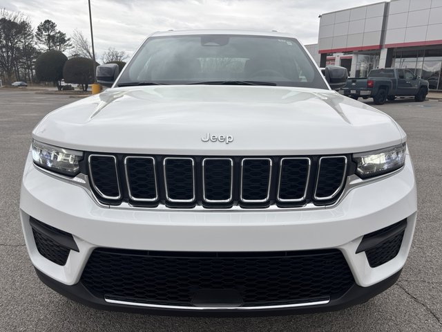 2024 Jeep Grand Cherokee Laredo X 4WD