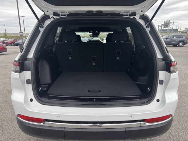2024 Jeep Grand Cherokee Laredo X 4WD