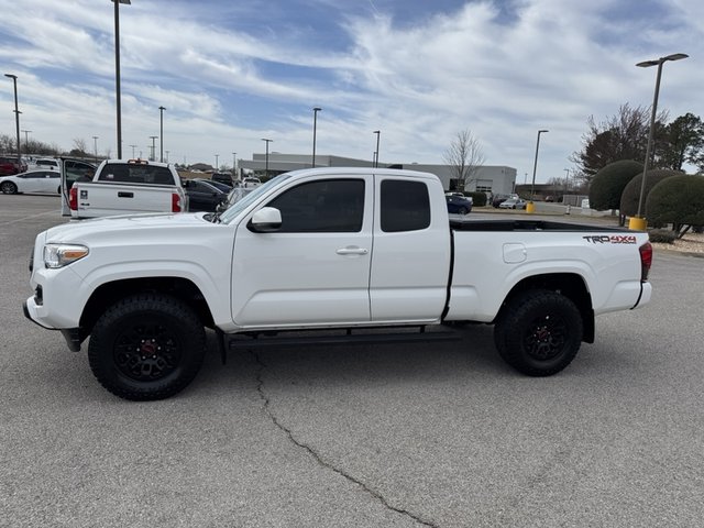 2022 Toyota Tacoma SR 2WD 6ft Bed