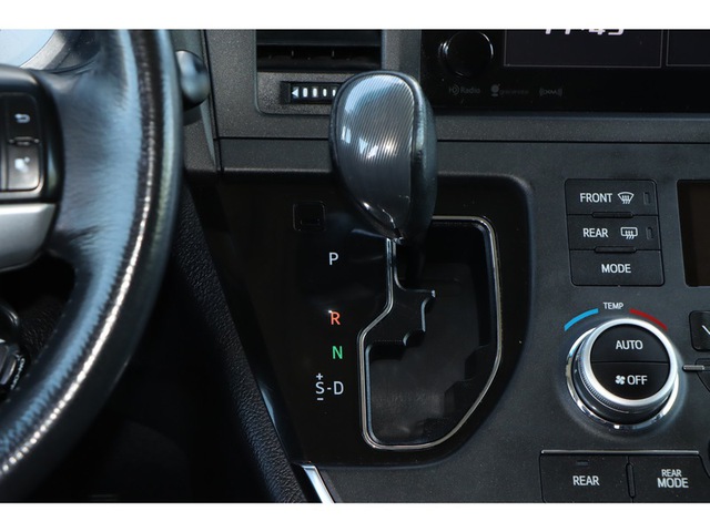 2017 Toyota Sienna SE FWD