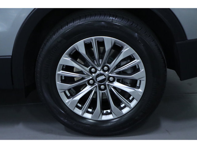 2024 Cadillac XT4 Premium Luxury FWD