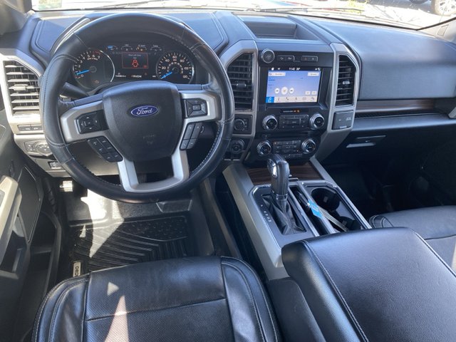 2017 Ford F-150 Lariat 4WD 5.5ft Box