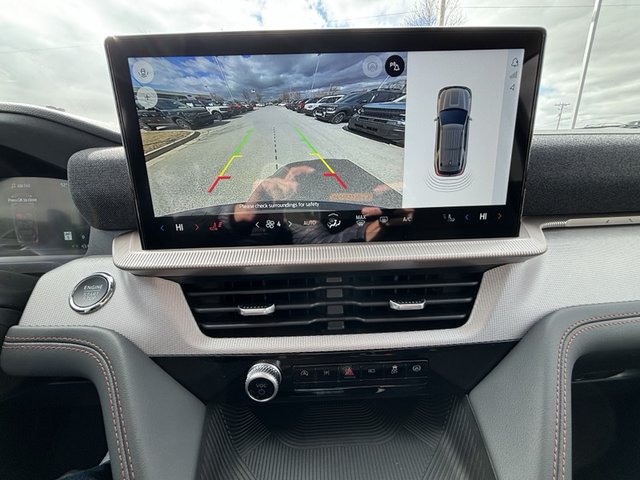 2025 Ford Explorer Active RWD