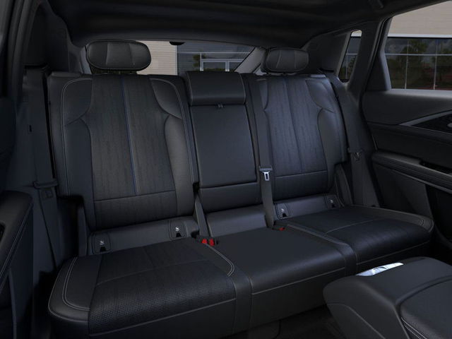 2025 Cadillac Lyriq Luxury