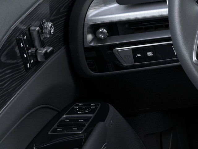 2025 Cadillac Lyriq Luxury
