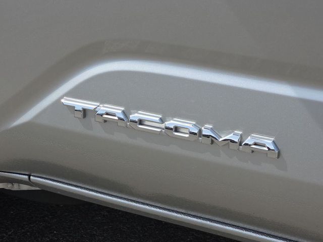 2024 Toyota Tacoma SR5 2WD
