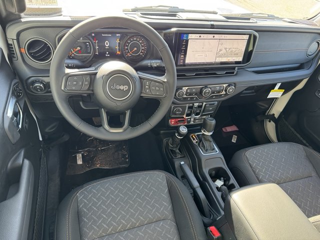 2025 Jeep Gladiator Mojave 4WD