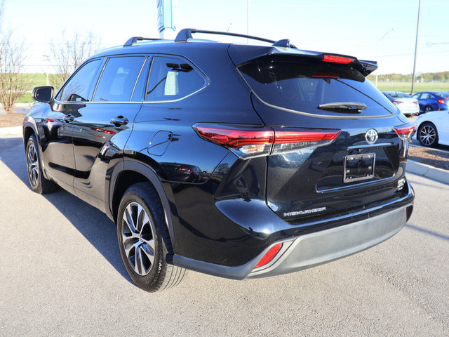 2021 Toyota Highlander XLE FWD