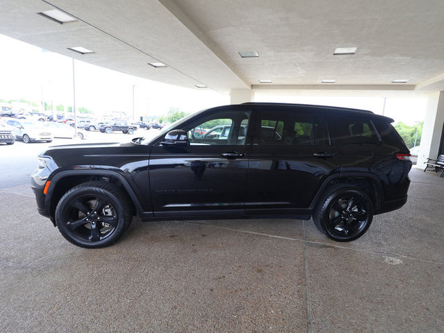 2022 Jeep Grand Cherokee Altitude 4WD L