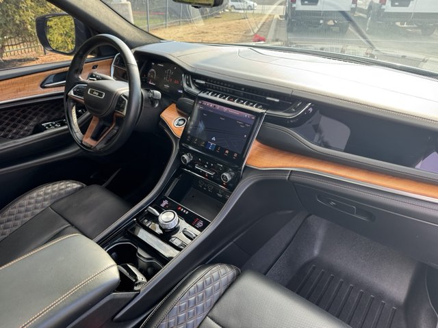 2023 Jeep Grand Cherokee Summit Reserve 4WD L