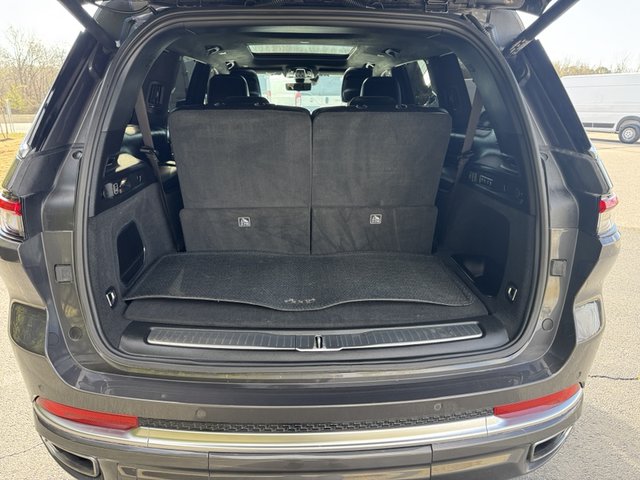 2023 Jeep Grand Cherokee Summit Reserve 4WD L