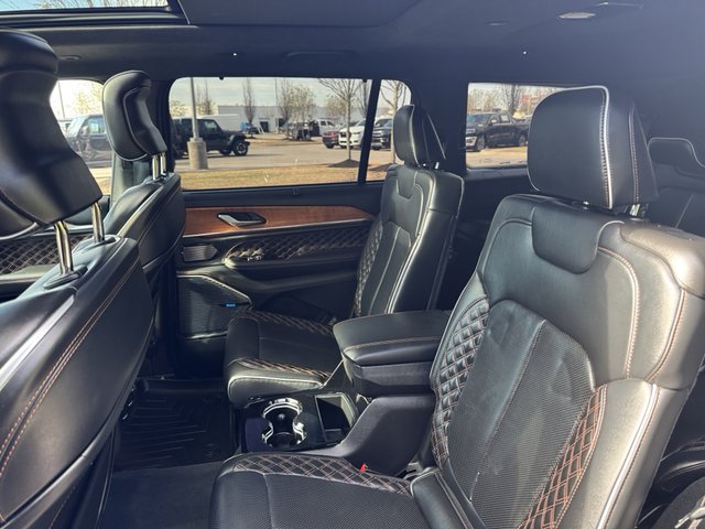 2023 Jeep Grand Cherokee Summit Reserve 4WD L