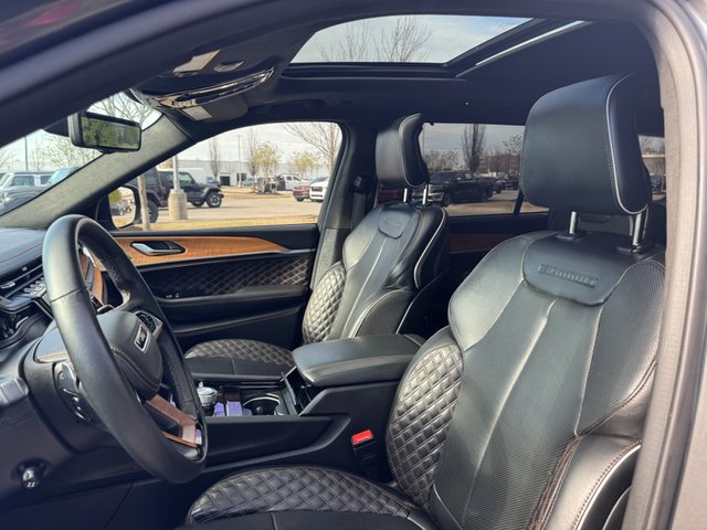 2023 Jeep Grand Cherokee Summit Reserve 4WD L