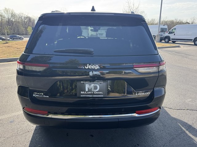 2024 Jeep Grand Cherokee Laredo X 4WD