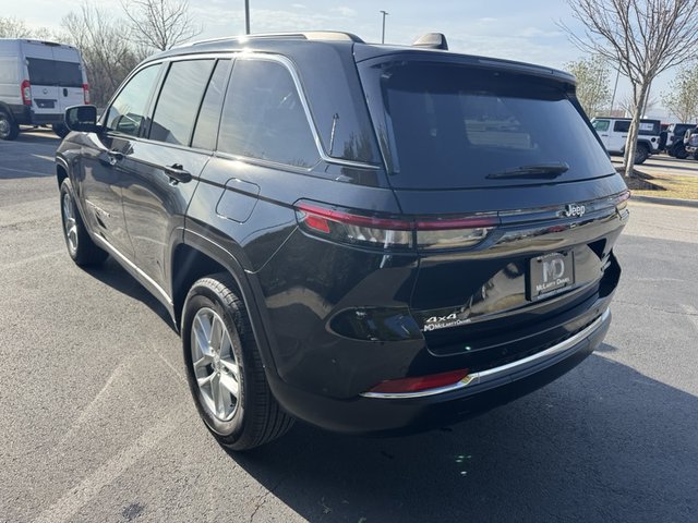 2024 Jeep Grand Cherokee Laredo X 4WD
