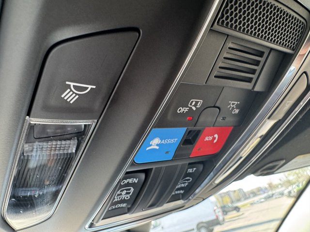 2024 Jeep Grand Cherokee Laredo X 4WD