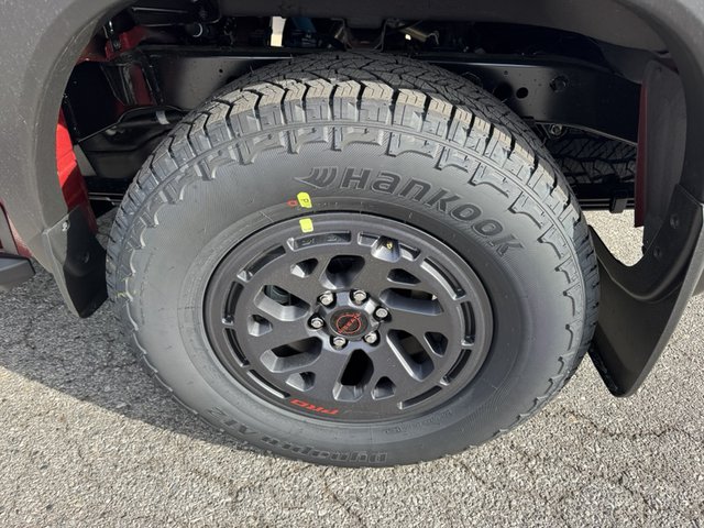 2025 Nissan Frontier PRO-4X 4WD