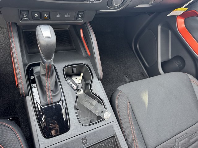 2025 Nissan Frontier PRO-4X 4WD