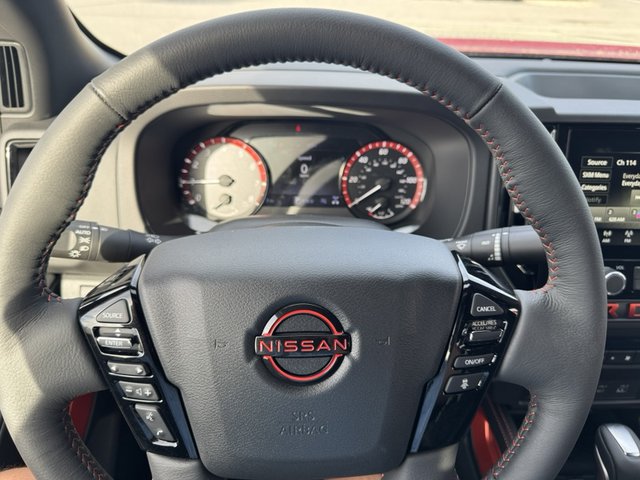 2025 Nissan Frontier PRO-4X 4WD