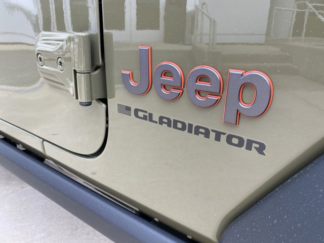 2025 Jeep Gladiator Mojave 4WD