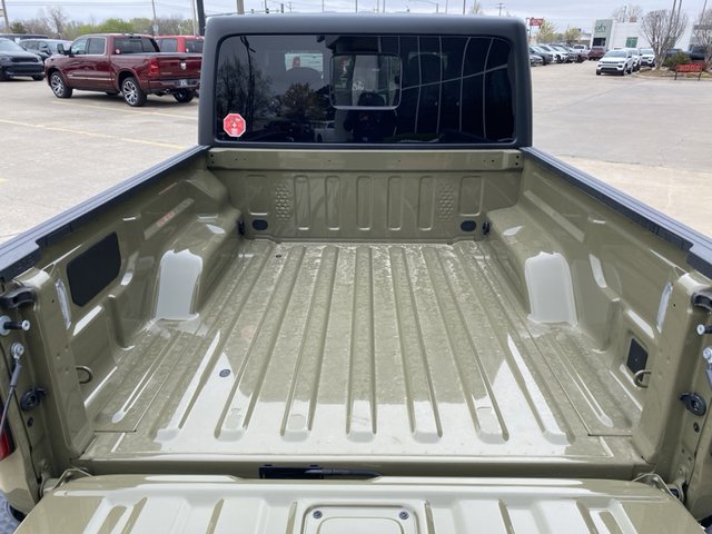 2025 Jeep Gladiator Mojave 4WD