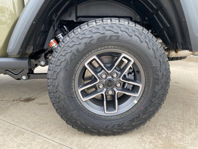 2025 Jeep Gladiator Mojave 4WD