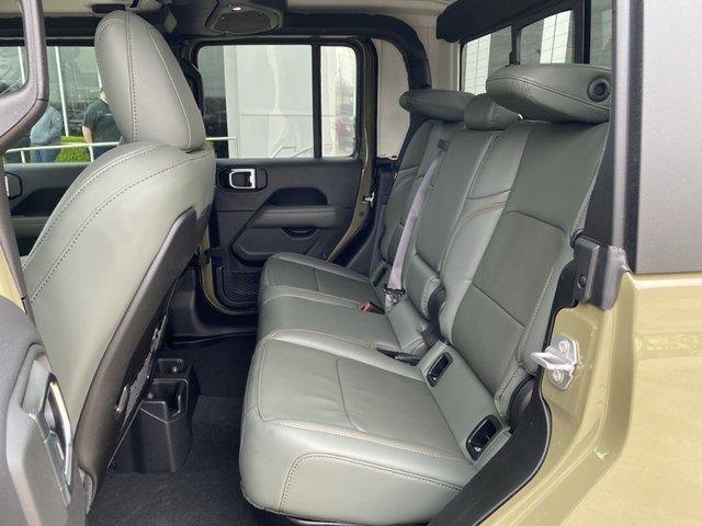 2025 Jeep Gladiator Mojave 4WD