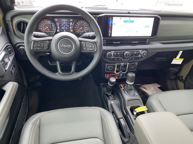 2025 Jeep Gladiator Mojave 4WD