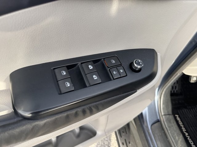 2015 Toyota Highlander XLE FWD