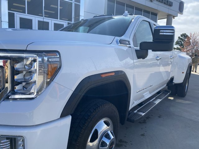 2023 GMC Sierra 3500HD Denali 4WD 172WB