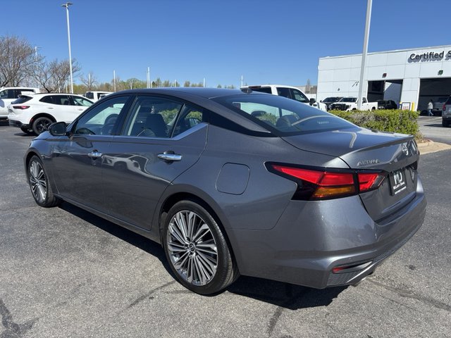 2023 Nissan Altima 2.5 SL