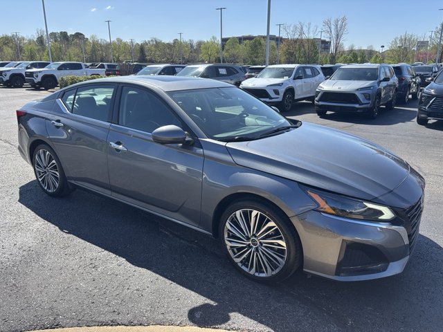 2023 Nissan Altima 2.5 SL